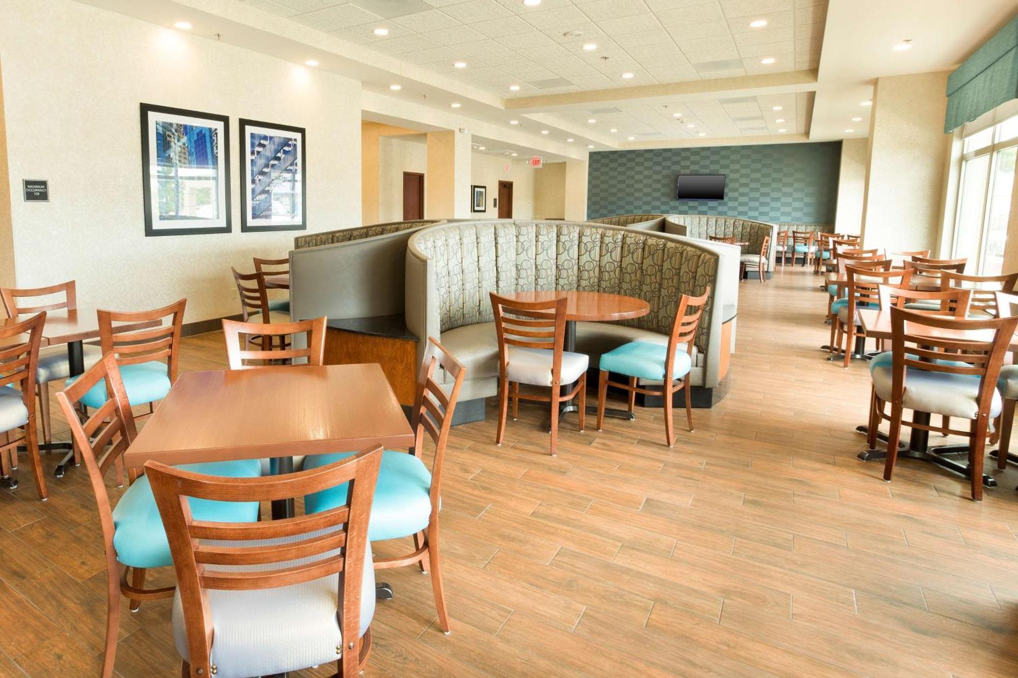 Drury Inn & Suites St. Louis Brentwood Extérieur photo