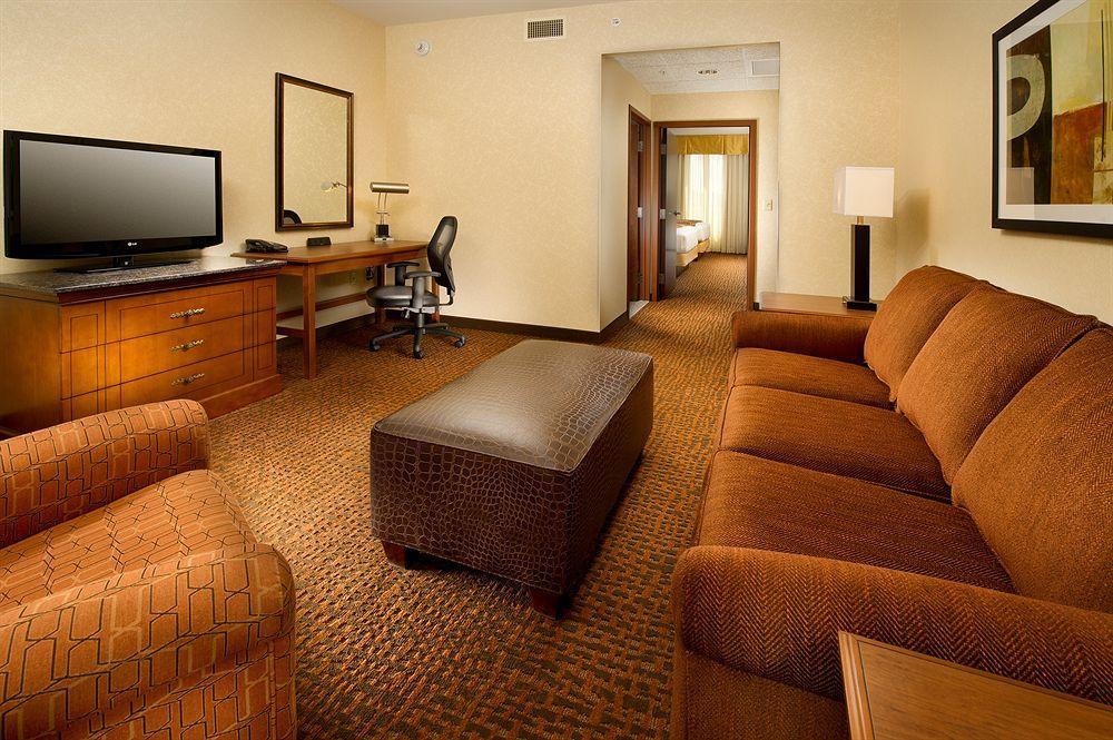 Drury Inn & Suites St. Louis Brentwood Extérieur photo