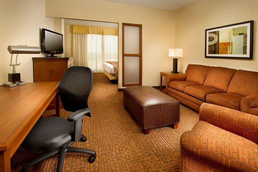 Drury Inn & Suites St. Louis Brentwood Extérieur photo